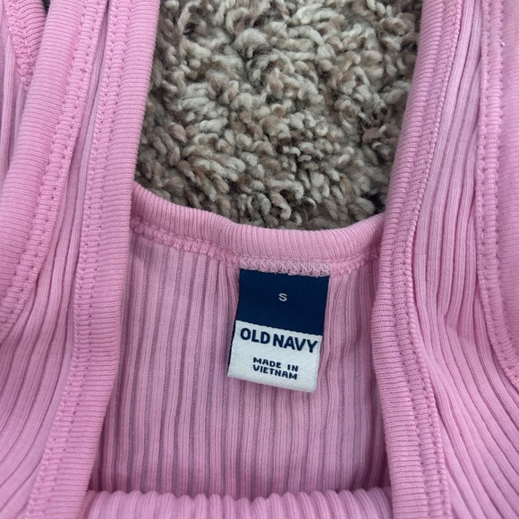 Old Navy Size Small Cropped Tank - Picture 2 of 2